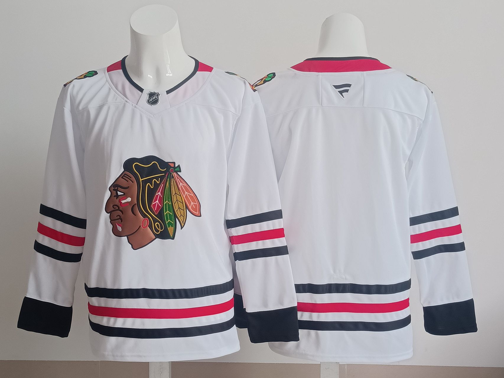 Men Chicago Blackhawks Blank White 2025 NHL Jersey style 001